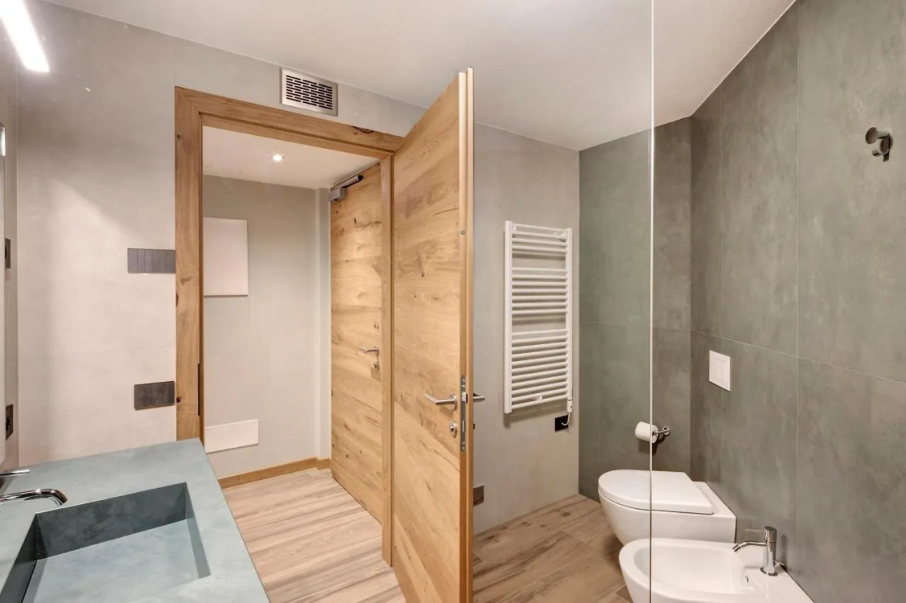 Snow Mountain Planet Suite House Ливиньо